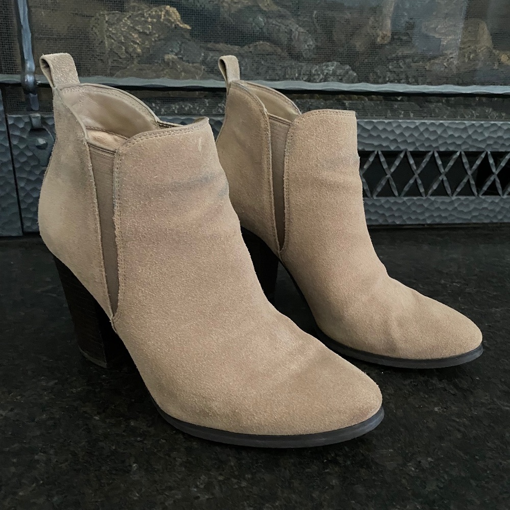 Michael Kors Suede Booties Size 8